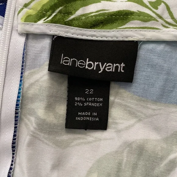 LANE BRYANT Blue and White Floral A-Line Skirt - Plus Size 22 - EUC - Picture 2 of 4